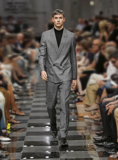 Look 24